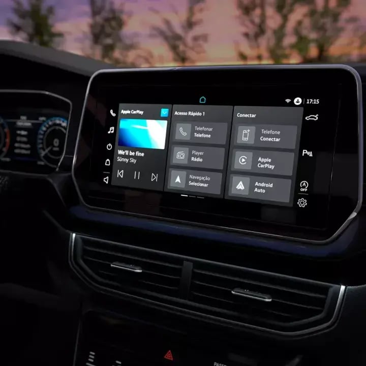 Volkswagen_tcross_panel